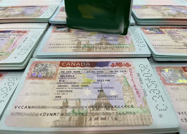 Có visa canada được miễn visa nước nào?