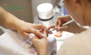 Du học nghề Nail tại Canada