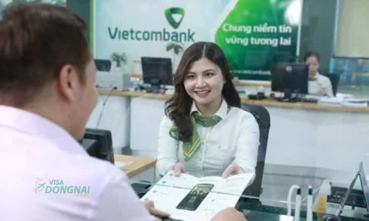 Gửi tiết kiệm tại quầy giao dịch Vietcombank